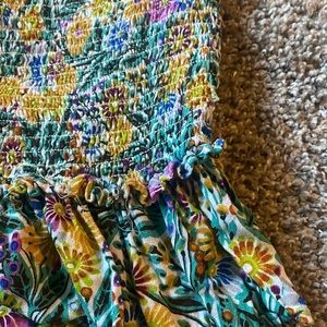 Zip-up, cut-out colorful dress